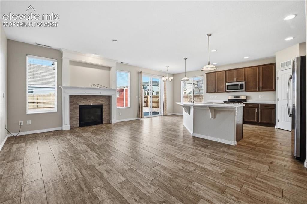 Image 8 of 29: Kitchen