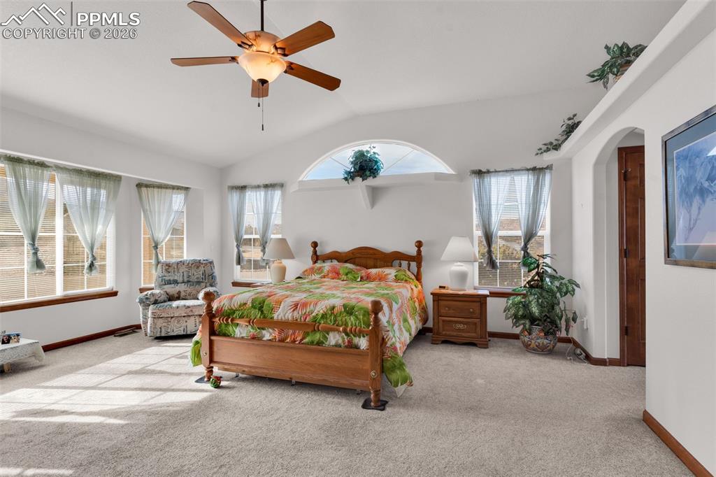 Image 24 of 49: Bedroom