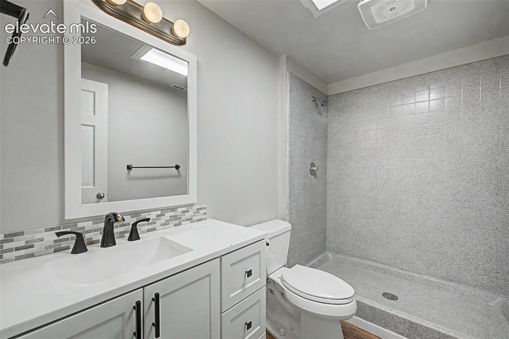 Image 25 of 29: Upper level 3/4 bath