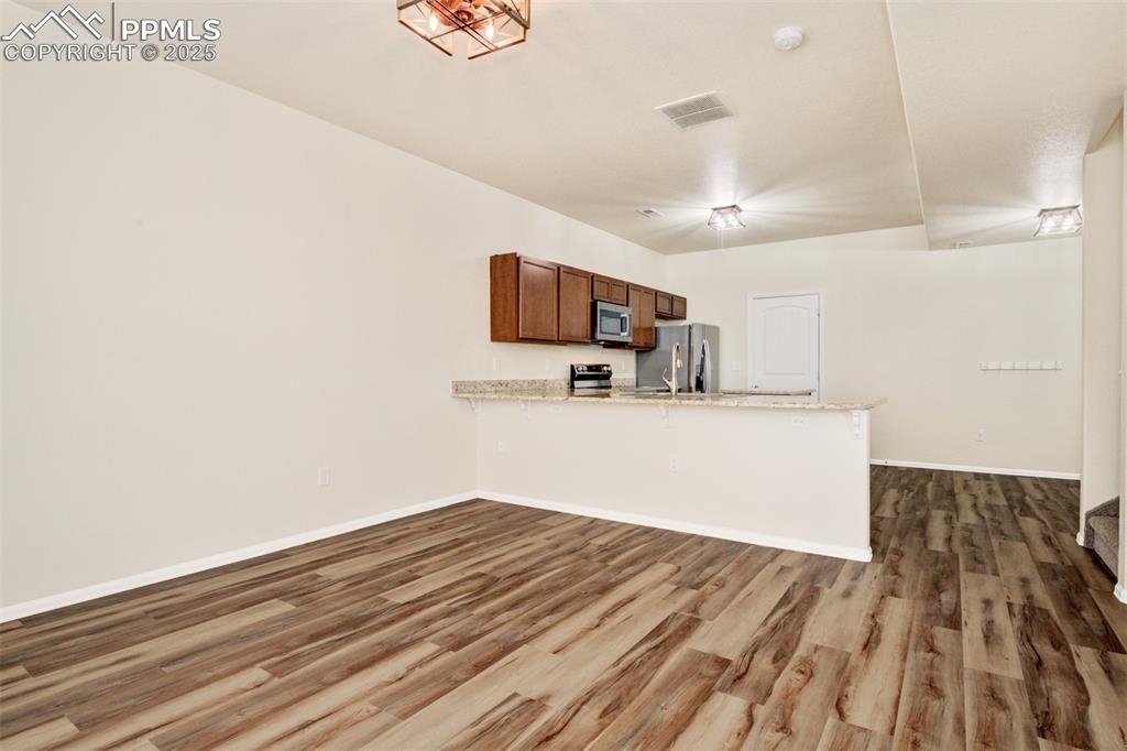 Image 6 of 26: Living Room