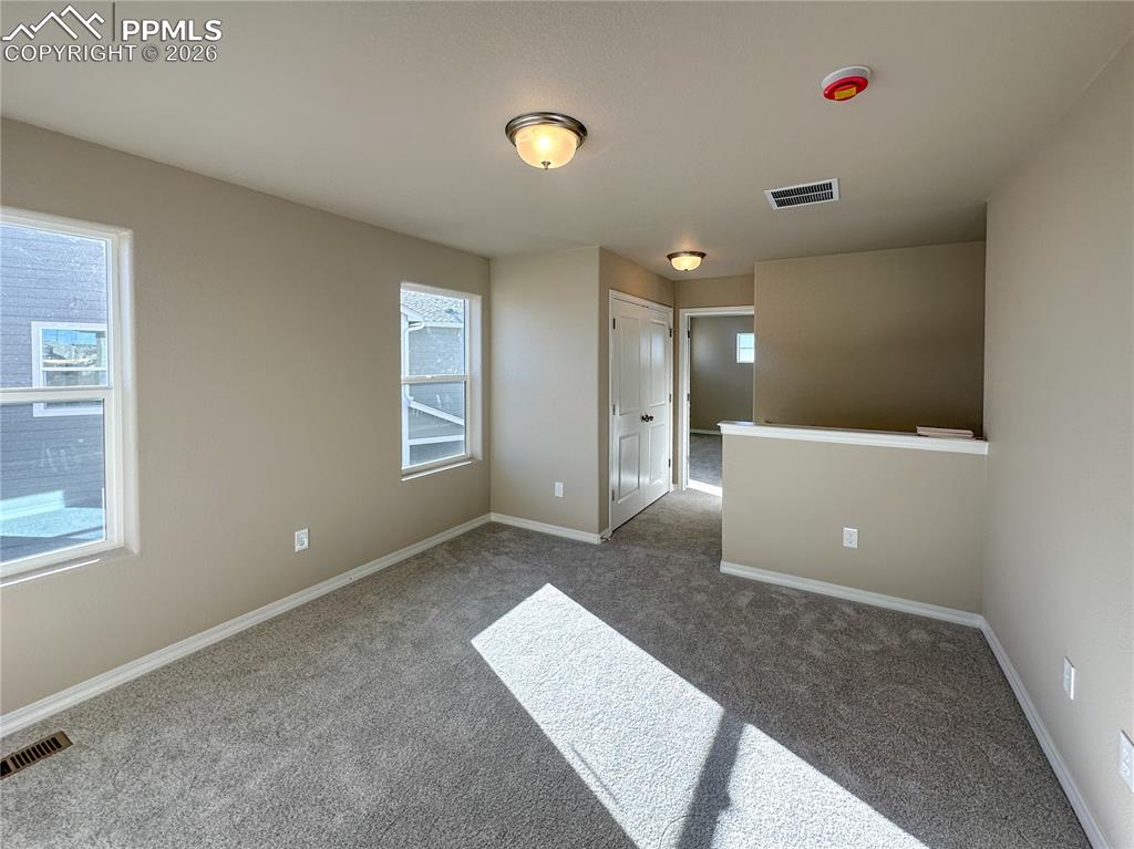 Image 10 of 30: Loft