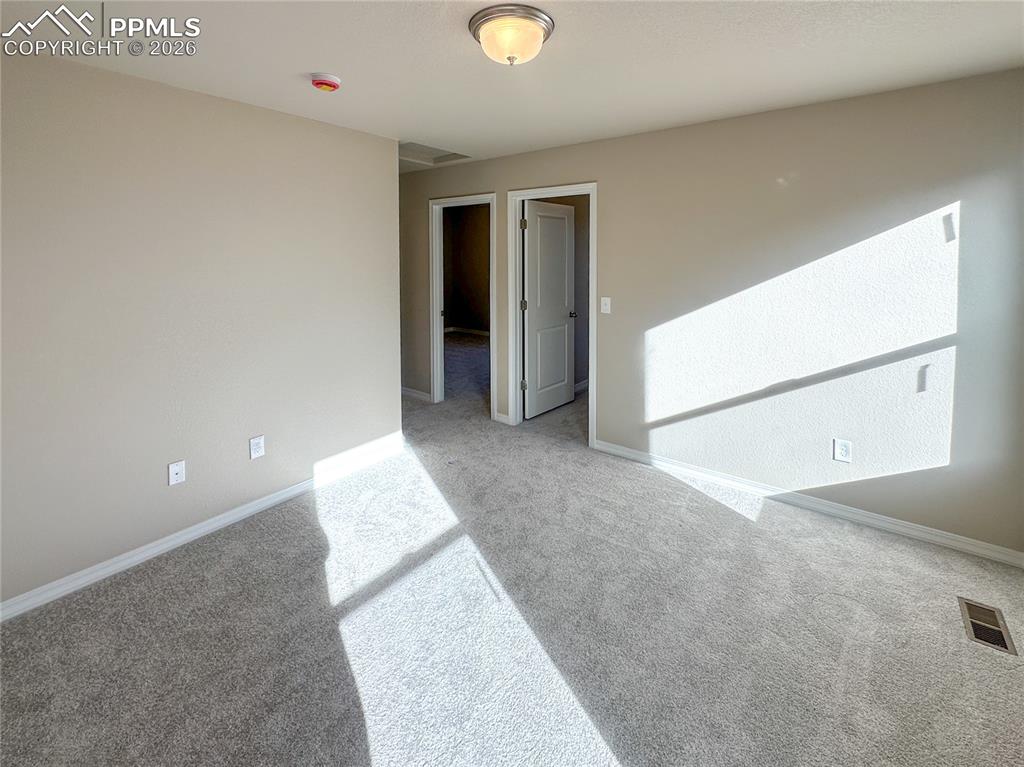 Image 11 of 30: Loft