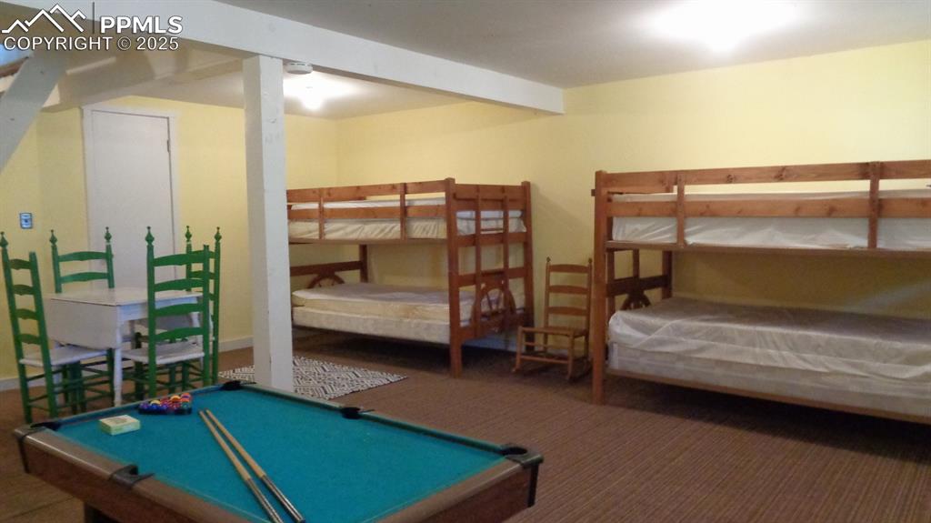 Image 14 of 26: Family Room