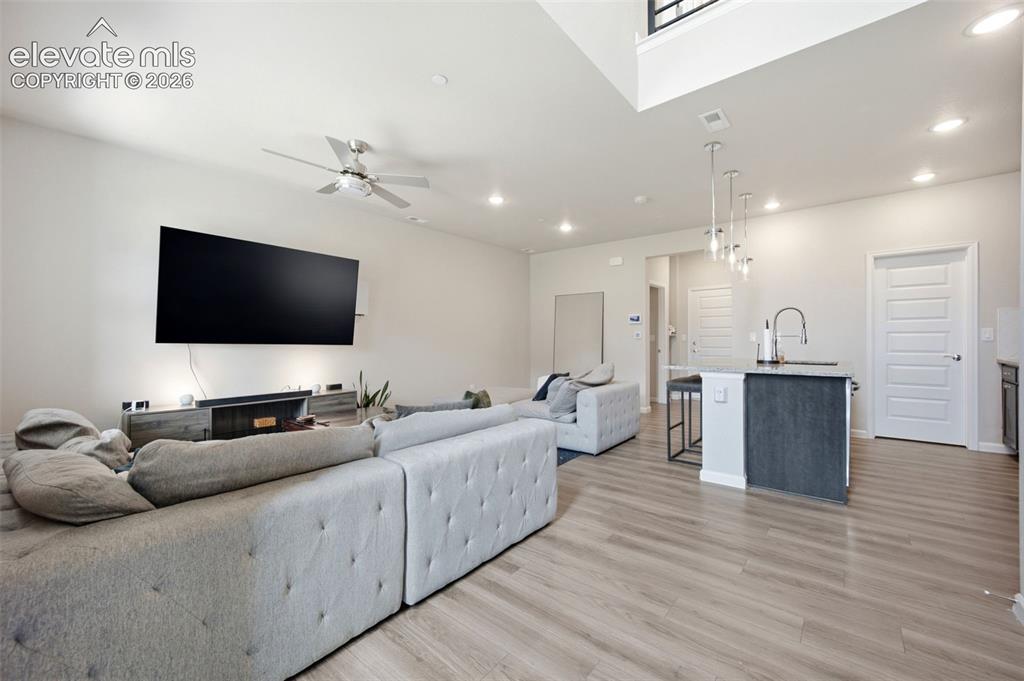 Image 11 of 45: Living Room