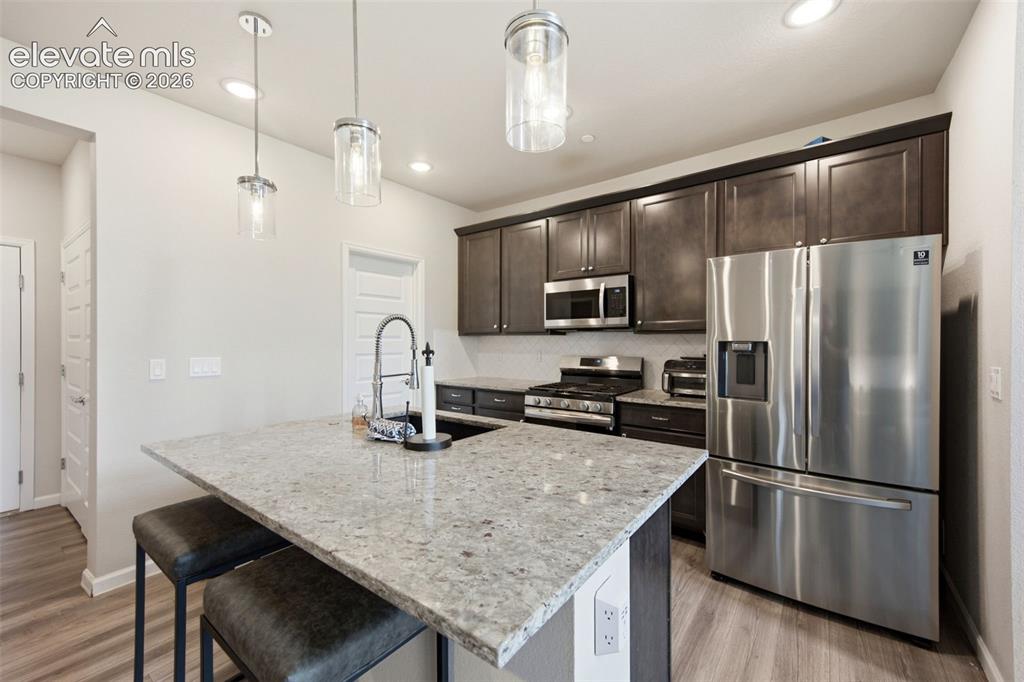 Image 13 of 45: Kitchen