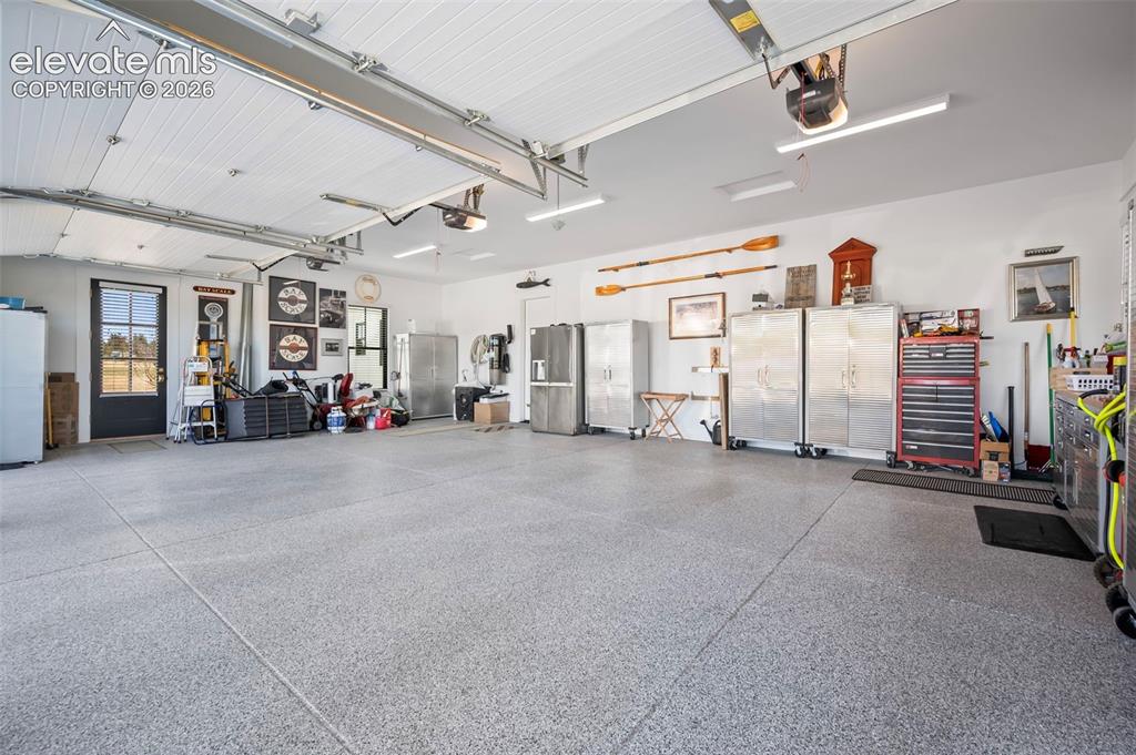 Image 45 of 50: Epoxy Floors 
