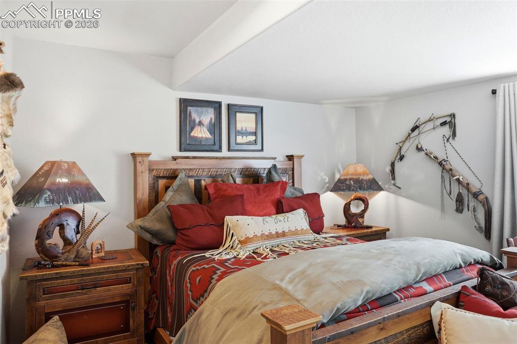 Image 28 of 47: Bedroom