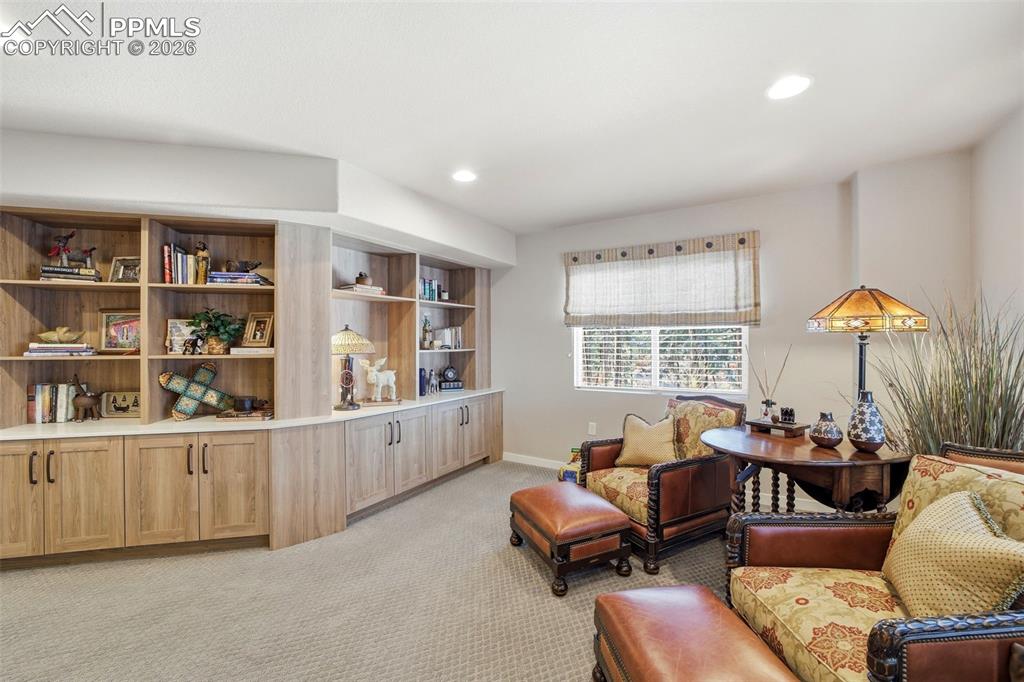 Image 30 of 47: Sitting Room