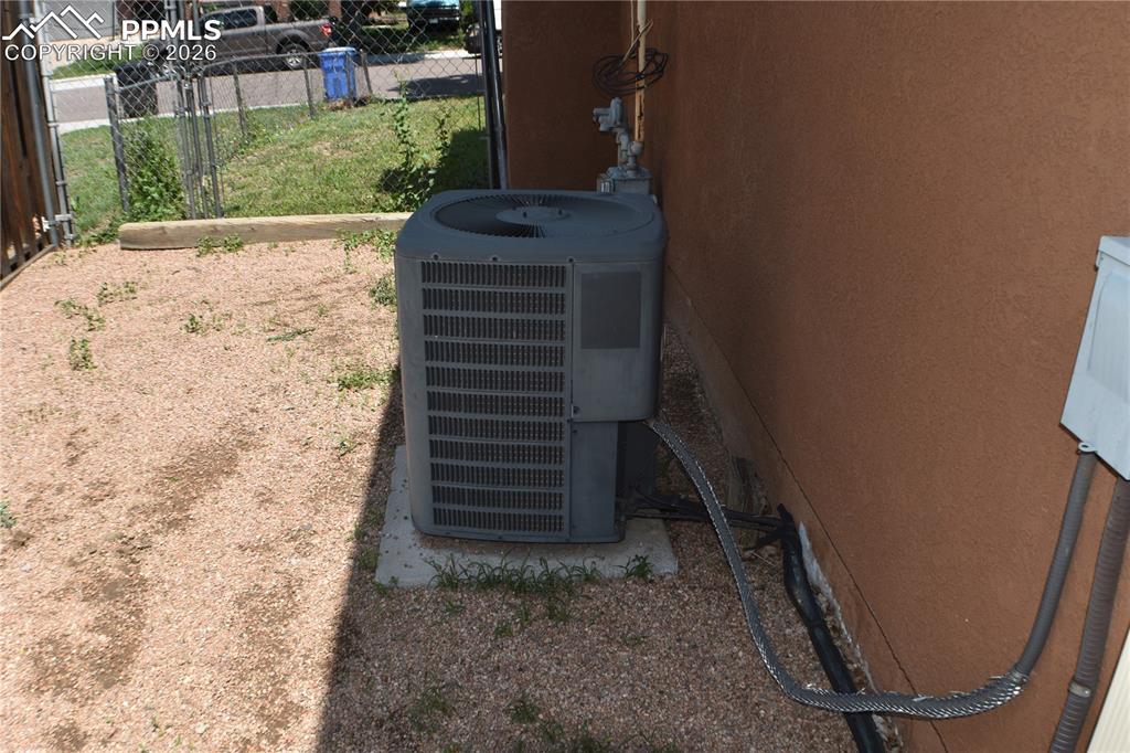 Image 35 of 40:  AC unit 