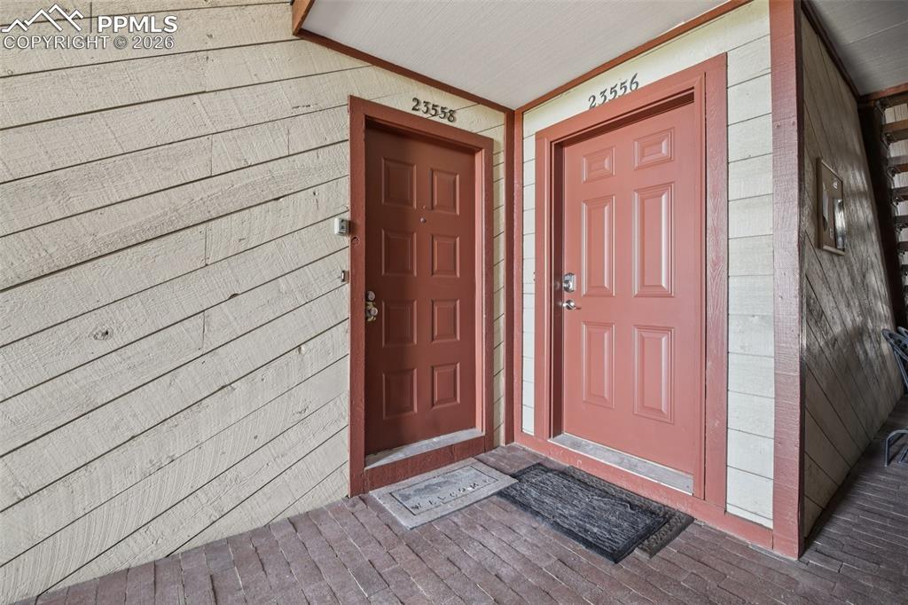 Image 30 of 45: Corridor Entry