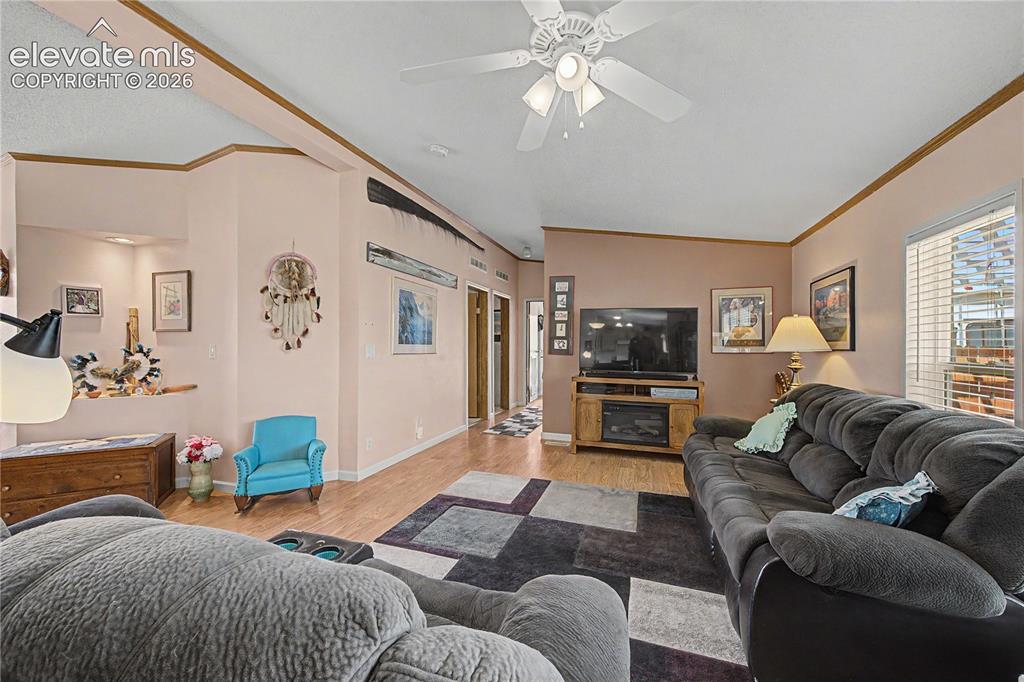Image 11 of 50: Living Room