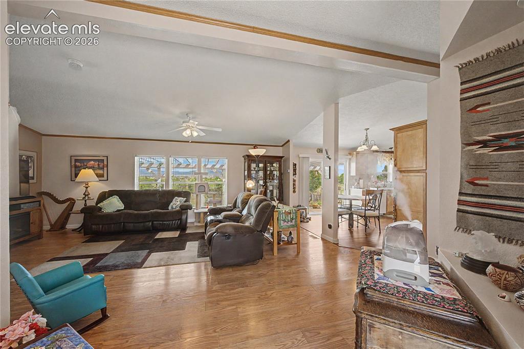 Image 12 of 50: Living Room