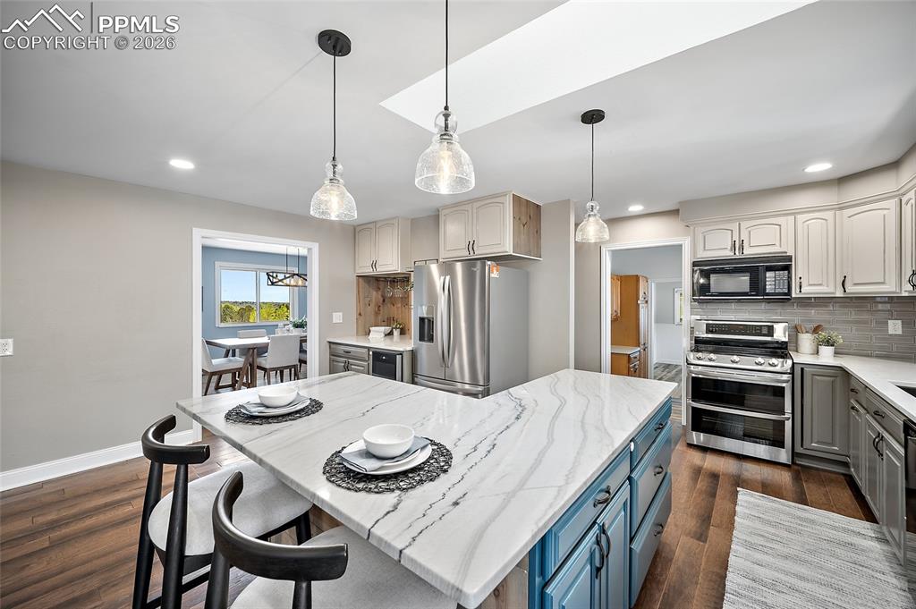 Image 17 of 50: Updated kitchen.