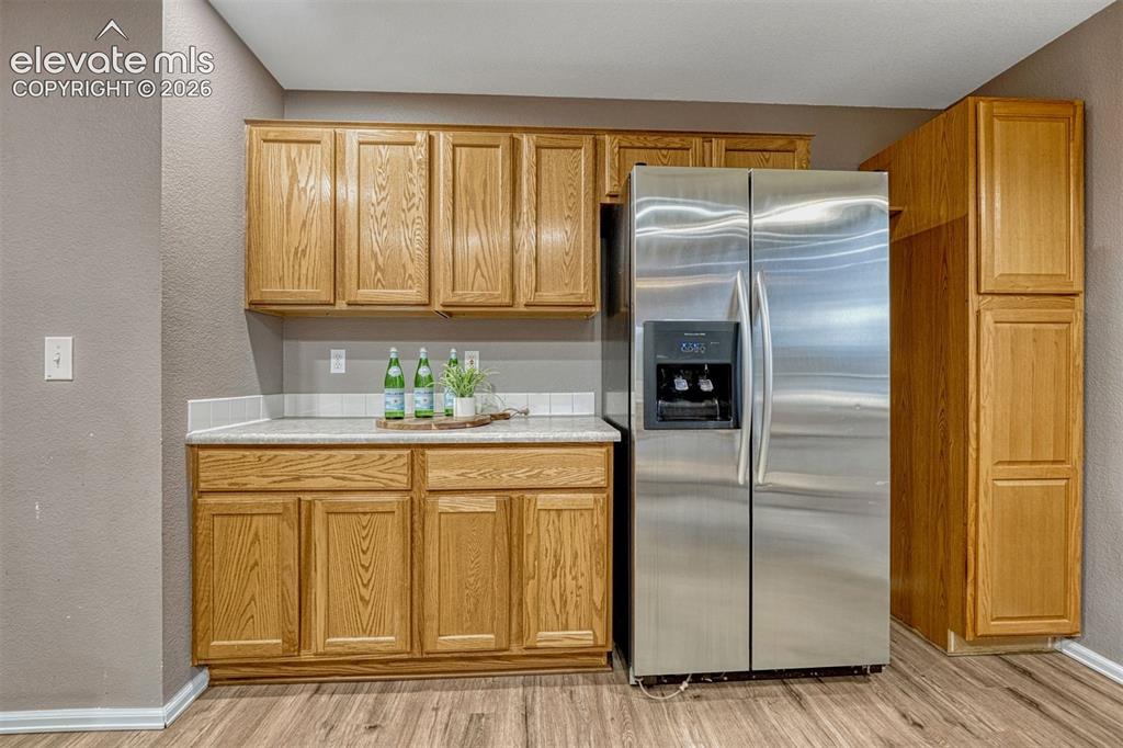 Image 18 of 49: Kitchen
