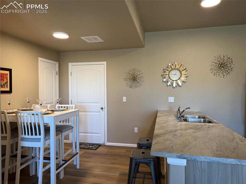 Image 12 of 38: Kitchen