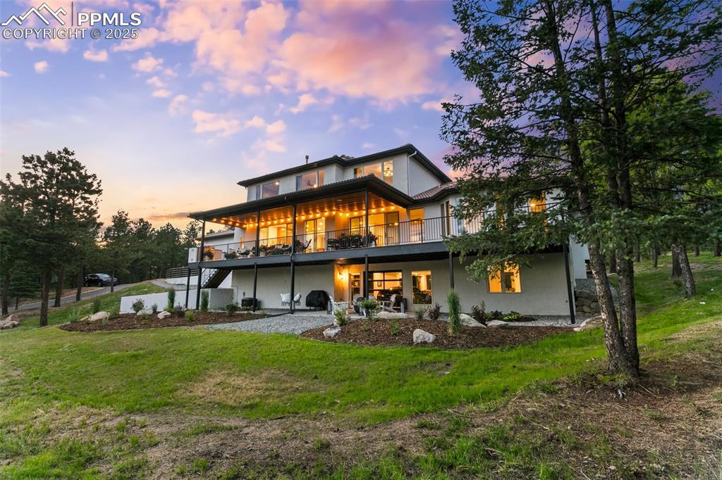 Image 47 of 50: Beautiful and peaceful setting