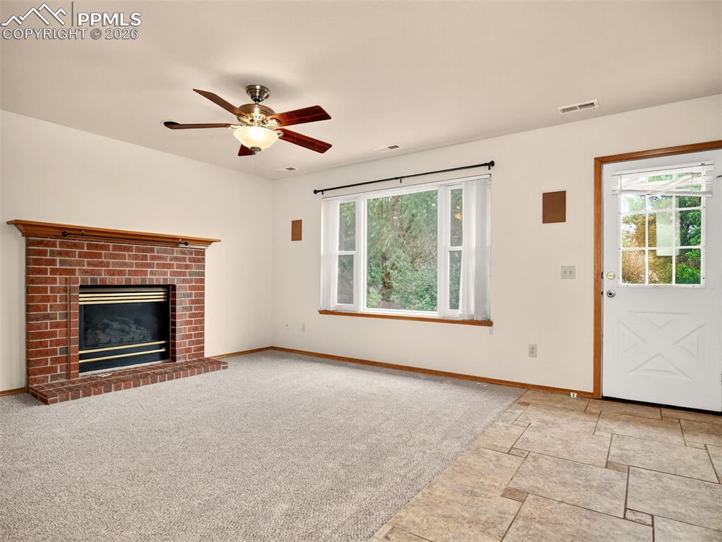 Image 10 of 26: Living Room