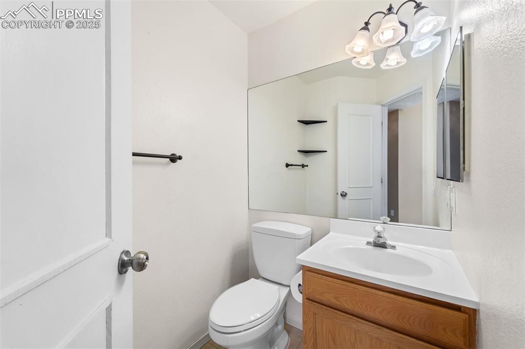 Image 11 of 39: Bathroom