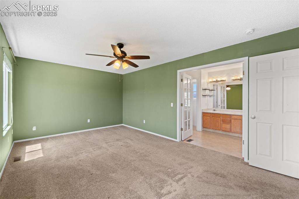 Image 16 of 39: Bedroom