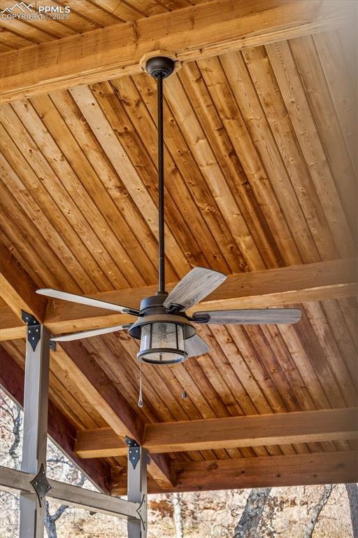 Image 41 of 49: Deck