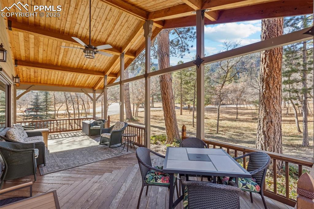 Image 42 of 49: Deck