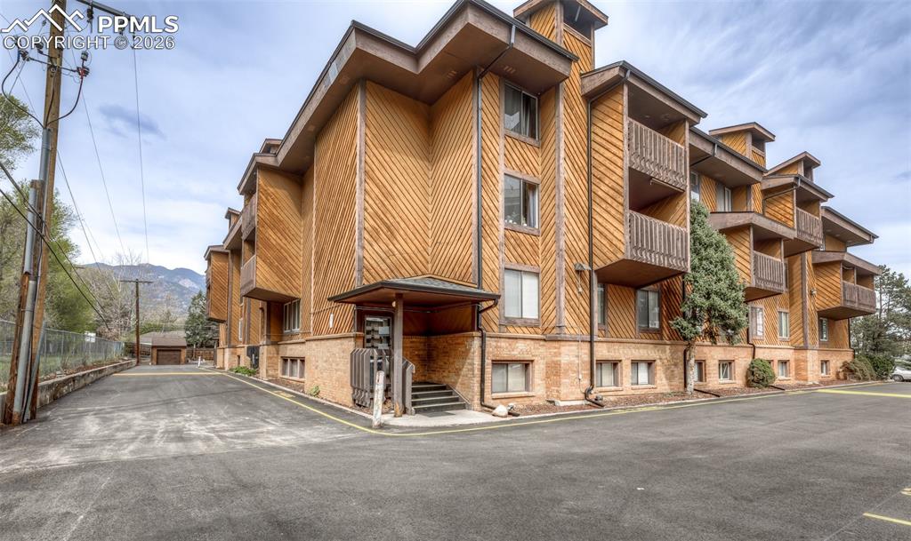 Image 1 of 36: Front of Structure