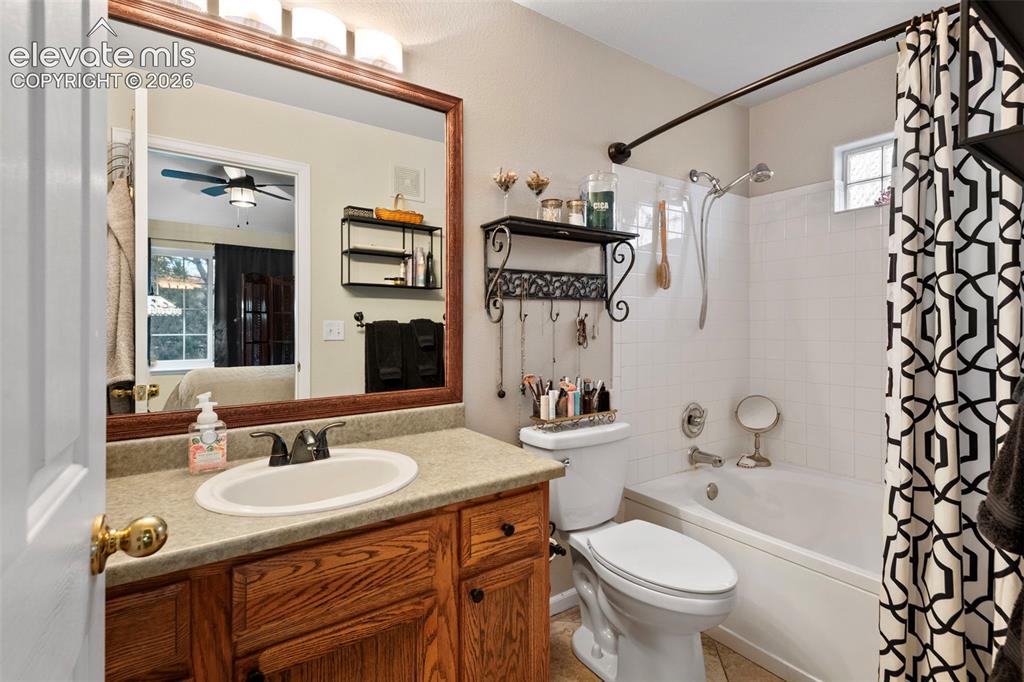 Image 16 of 33: Master Bathroom