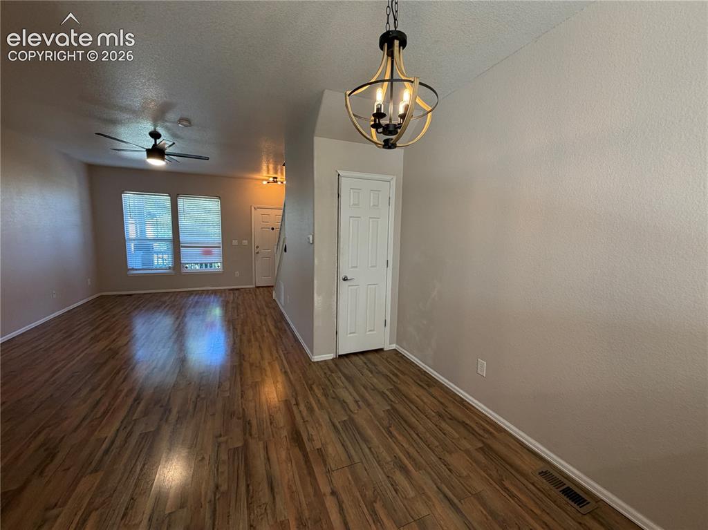 Image 7 of 23: Living Room