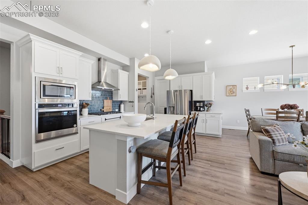 Image 2 of 42: Kitchen