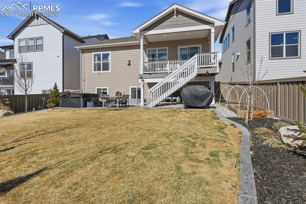 Image 36 of 42: Back of Structure