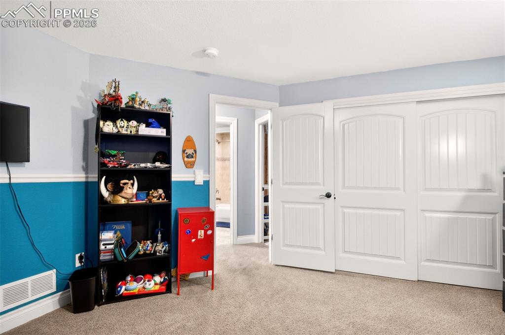 Image 39 of 50: Game Room