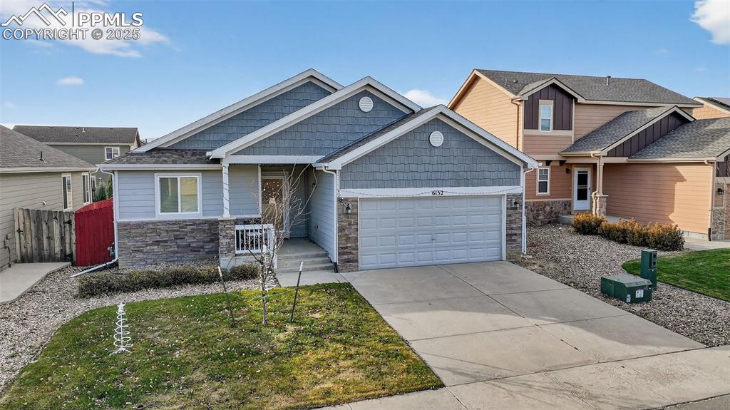 Image 17 of 31: Front of Structure