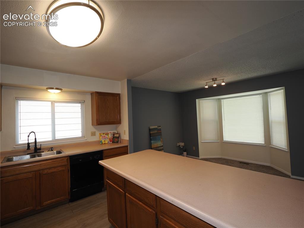 Image 6 of 38: Kitchen