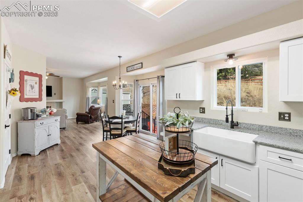 Image 12 of 46: Kitchen