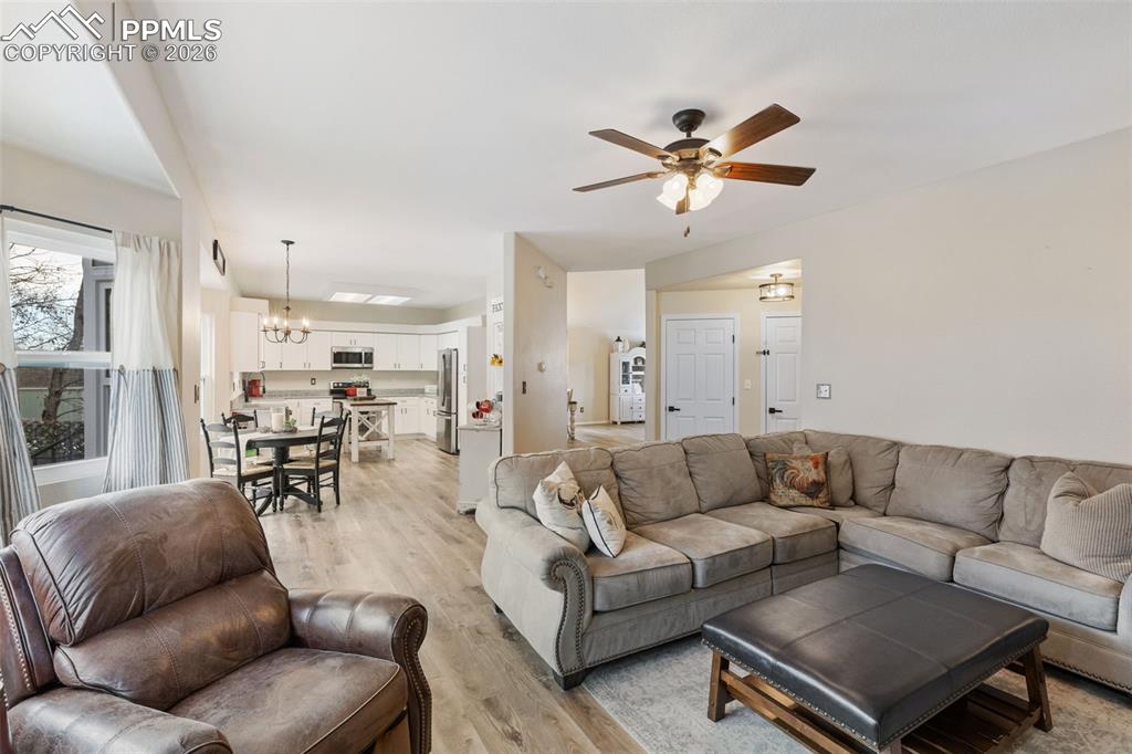 Image 22 of 46: Family Room