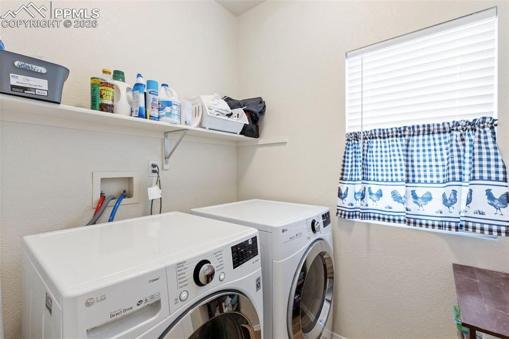 Image 23 of 46: Laundry