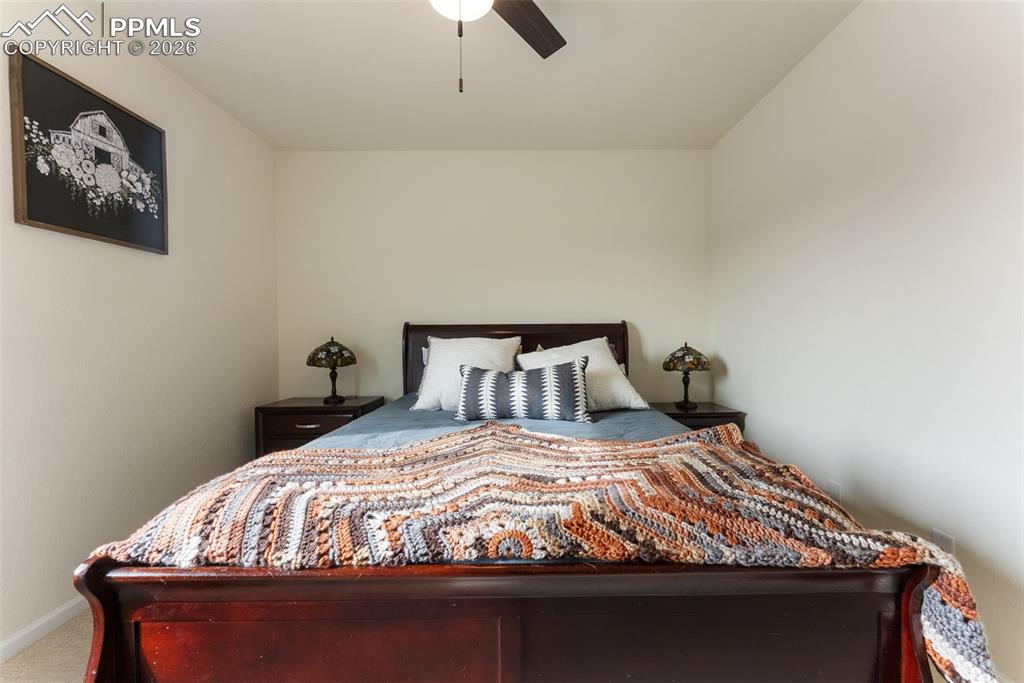 Image 25 of 47: Bedroom