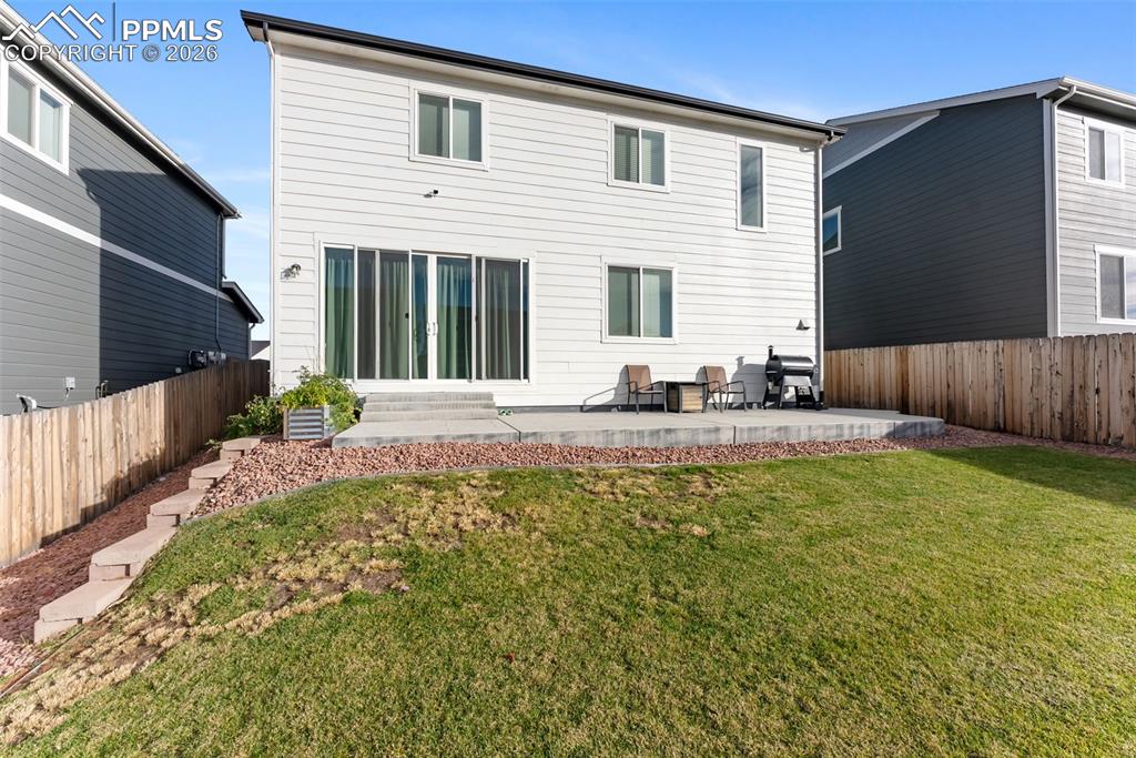 Image 33 of 47: Back of Structure