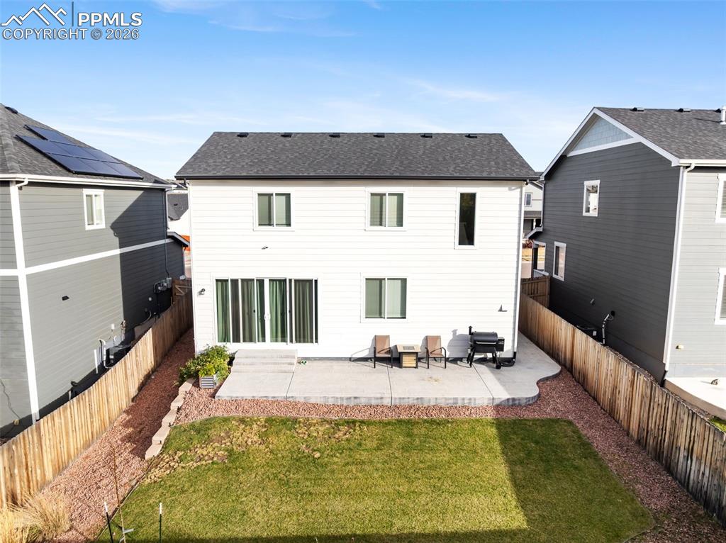 Image 41 of 47: Back of Structure