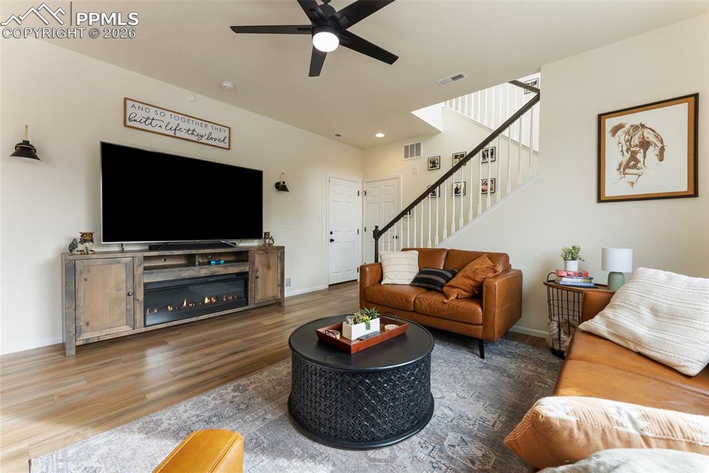 Image 6 of 47: Living Room