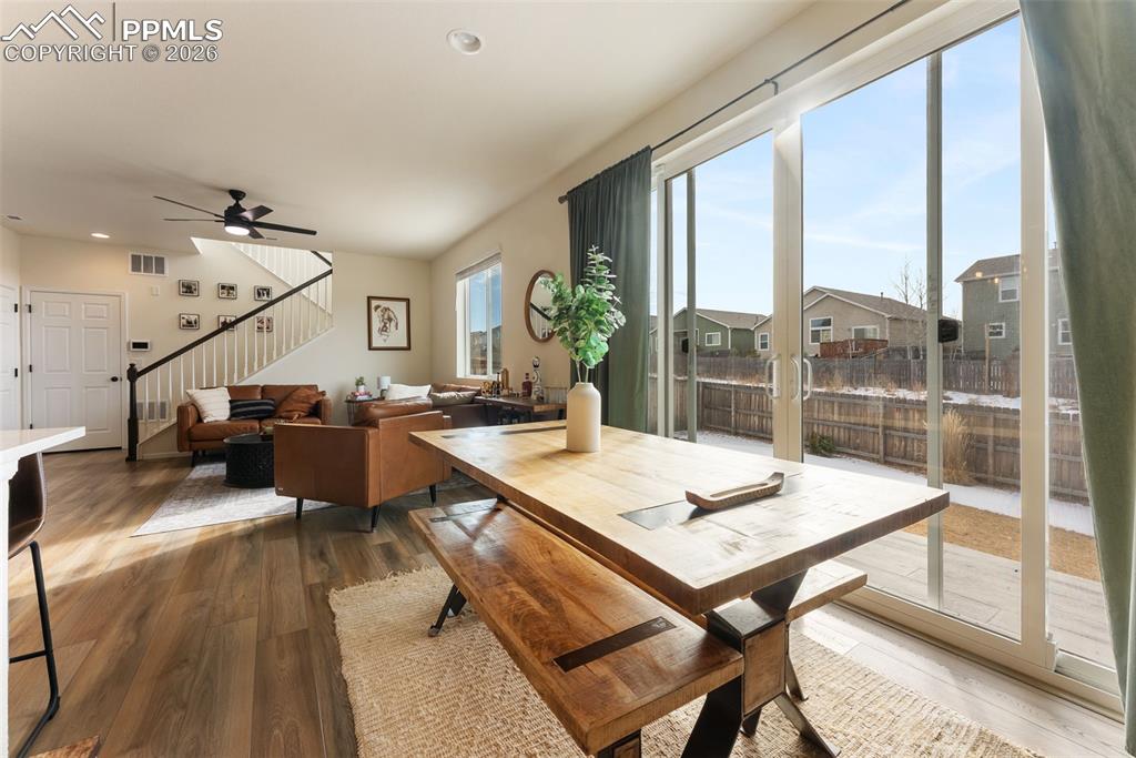 Image 9 of 47: Dining Area