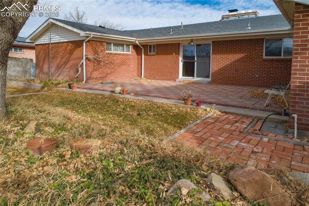 Image 9 of 44: Back of Structure