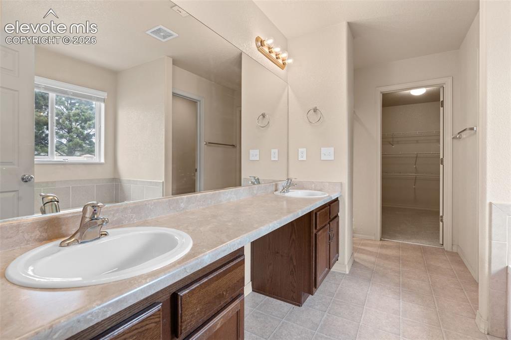 Image 23 of 42: Master Bathroom