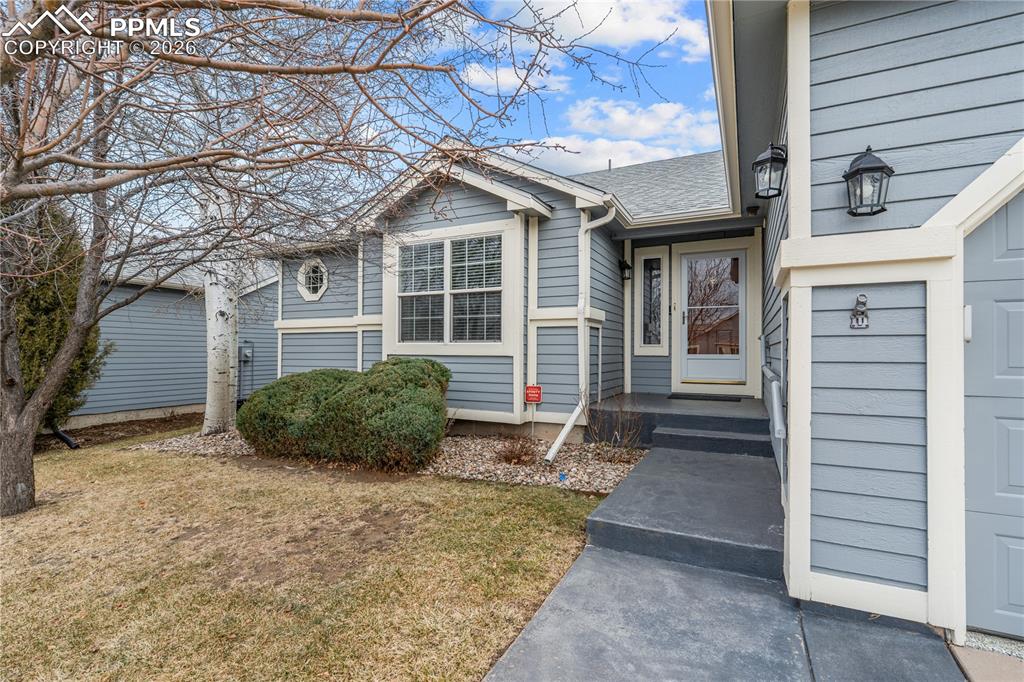 Image 3 of 39: With ample outdoor living space that you don