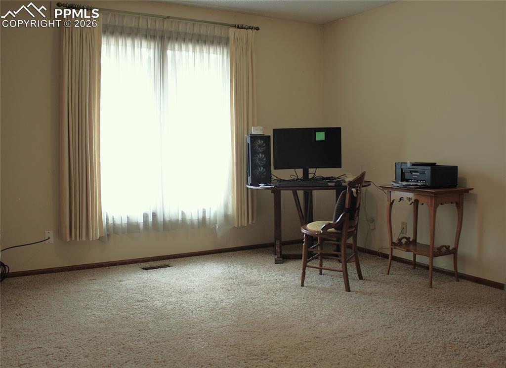 Image 21 of 40: Third Bedroom - Main Level
