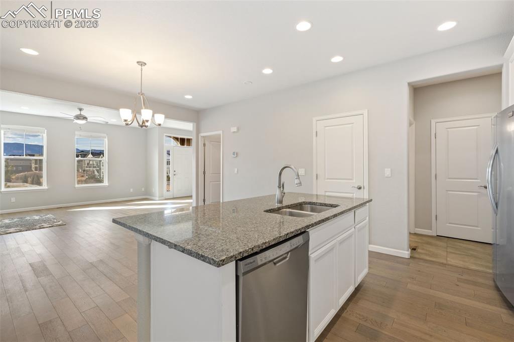 Image 12 of 38: KITCHEN