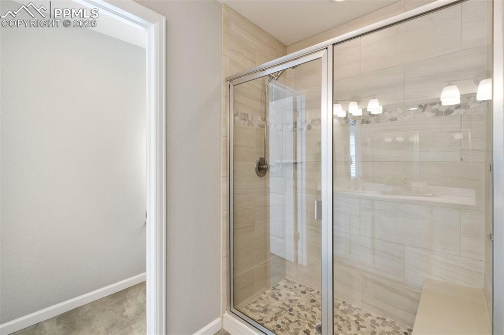 Image 16 of 38: PRIMARY BATH