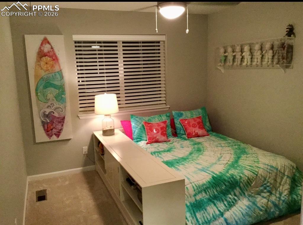 Image 37 of 38: Bedroom