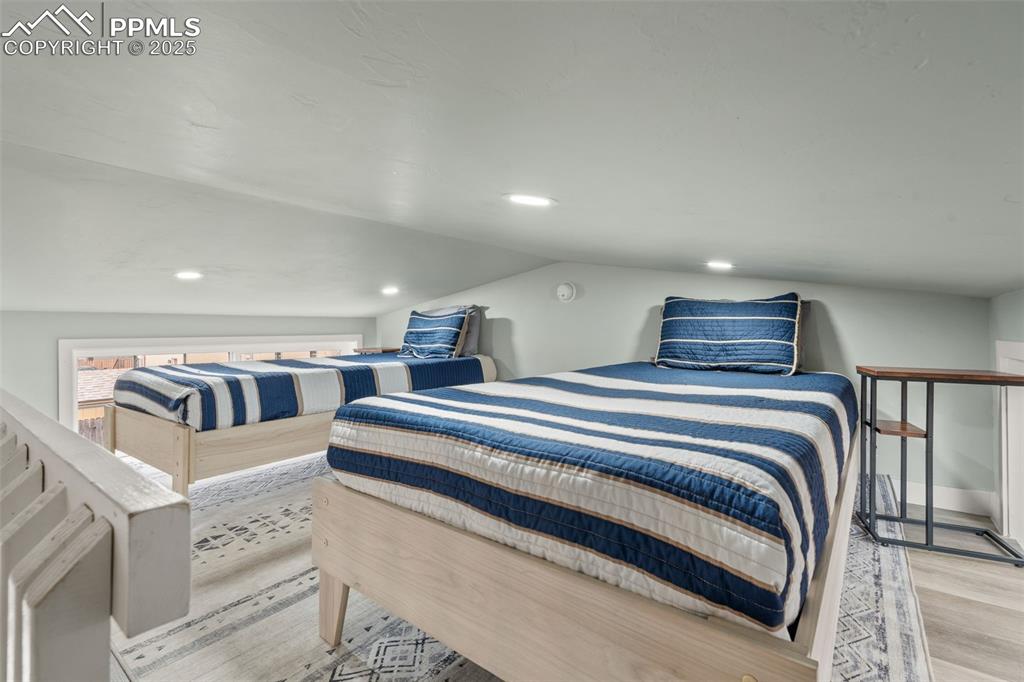 Image 39 of 50: ADU Loft