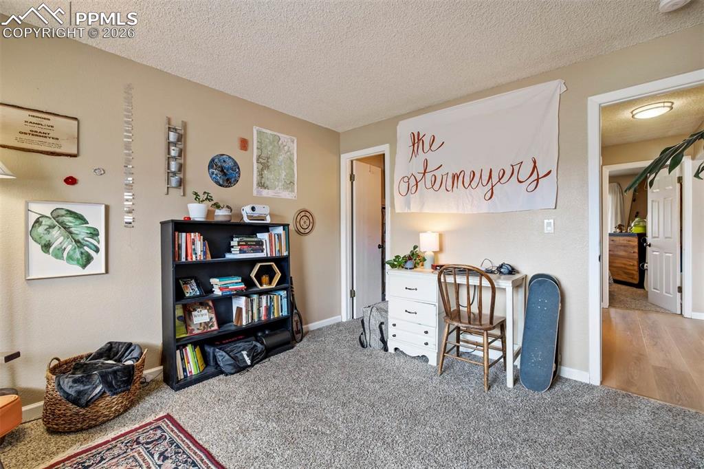 Image 20 of 50: Unit C